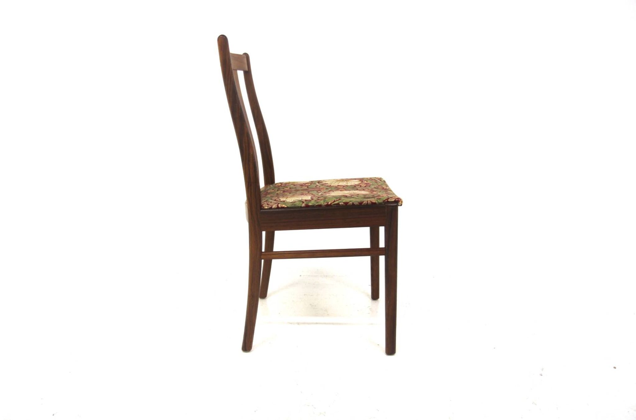 Set of 4 Scandinavian chairs in rosewood, Sweden, 1960.