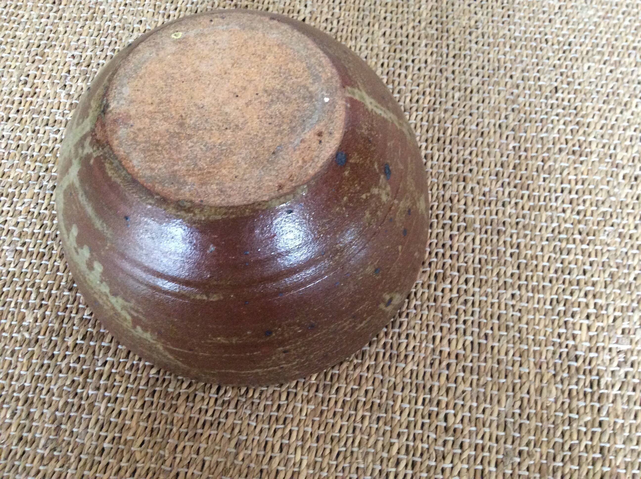 Stoneware salad bowl