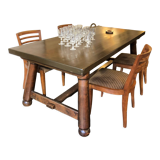 Farm table