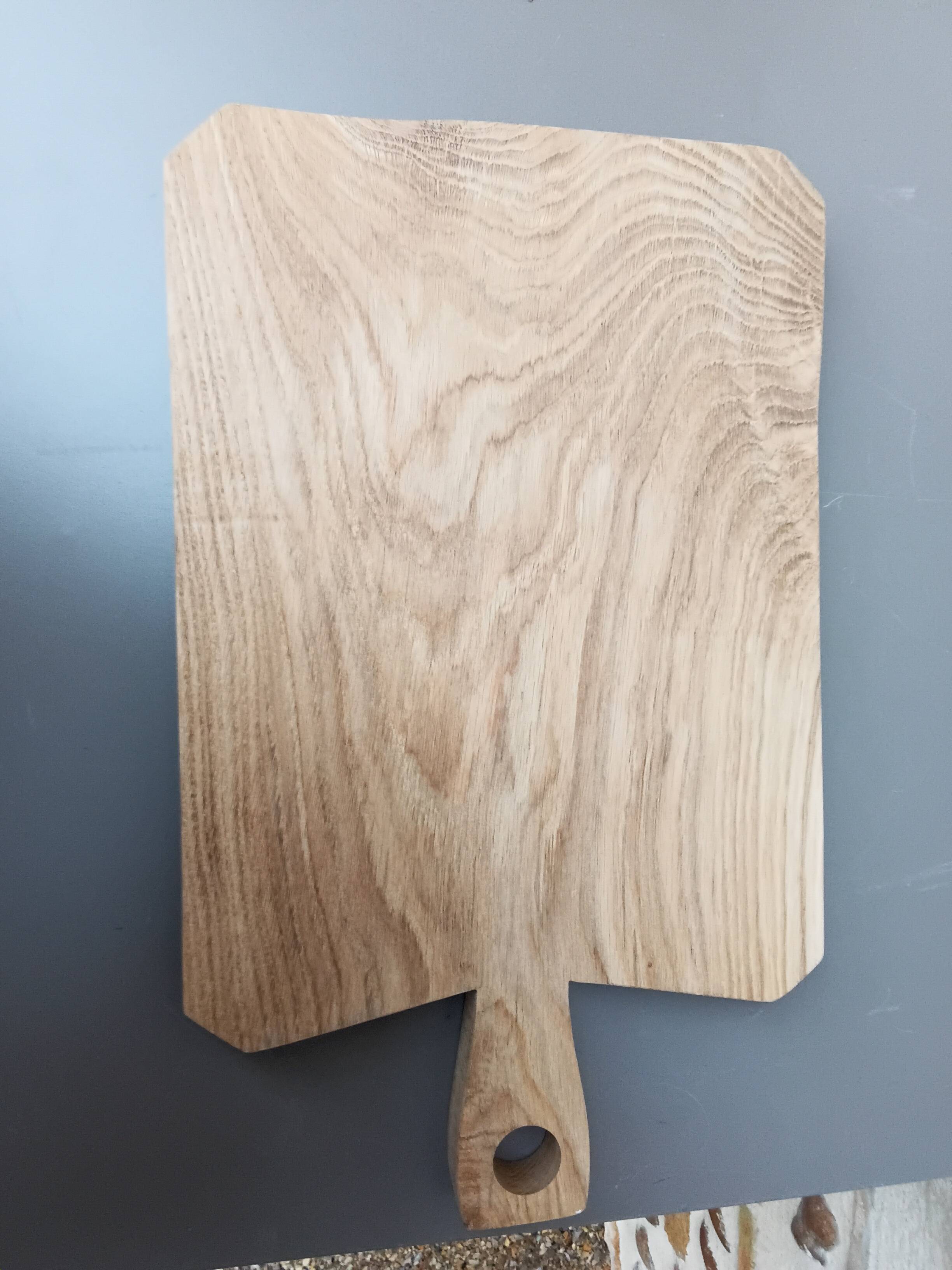 Planche à découper en châtaignier