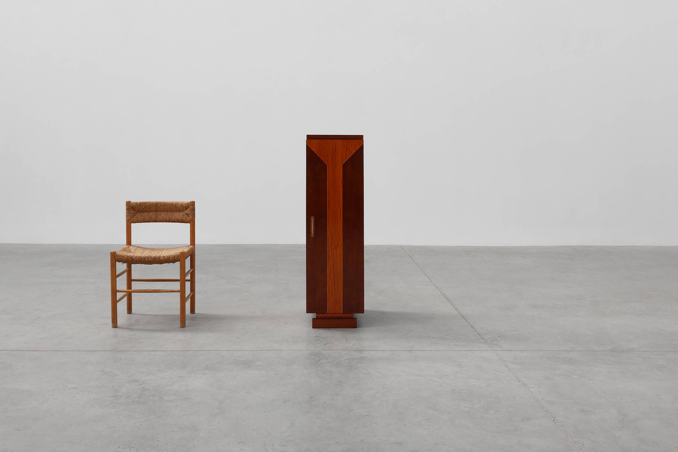 Unique Art Deco cabinet with veneer wood inlay, France 1920s