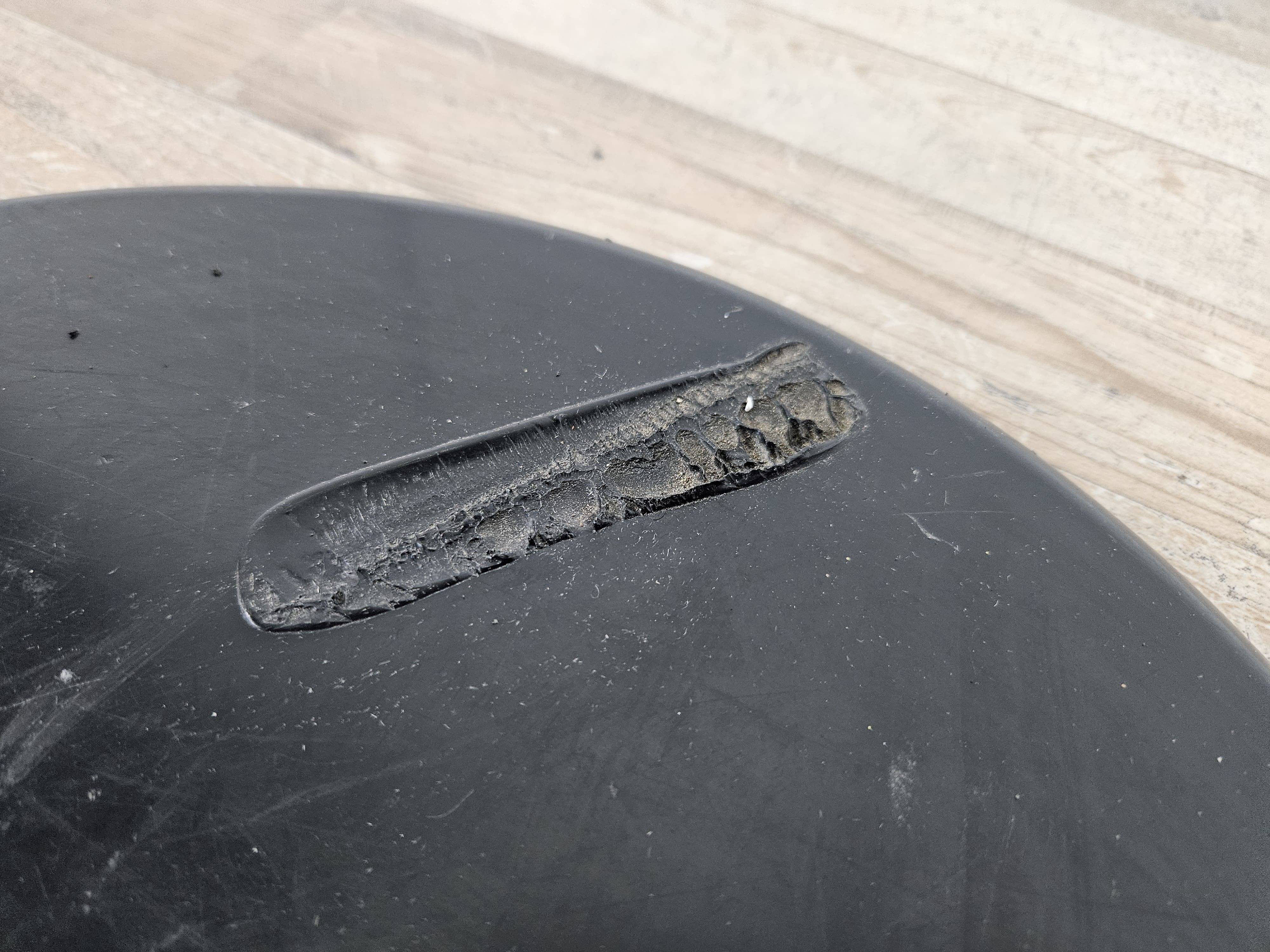 Lampadaire Aton conçu par Ernesto Gismondi en 1980 pour Artemide