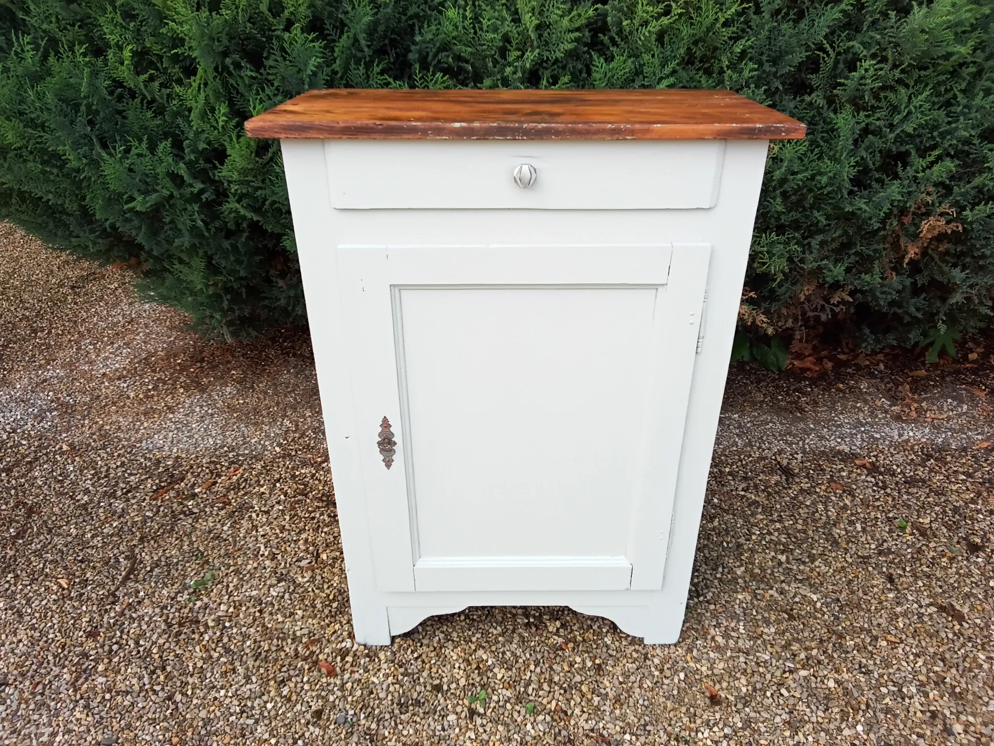Antique confit pot