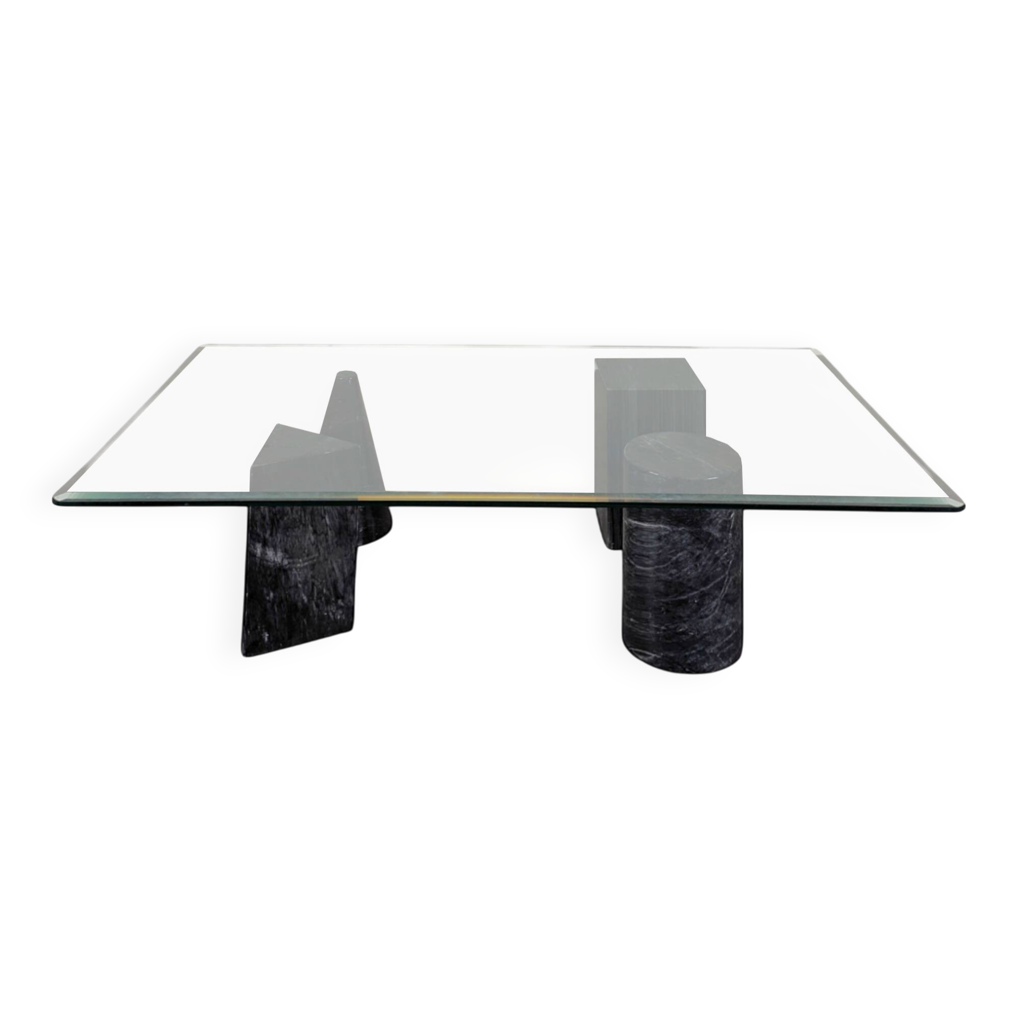 Table basse en marbre formes géométriques