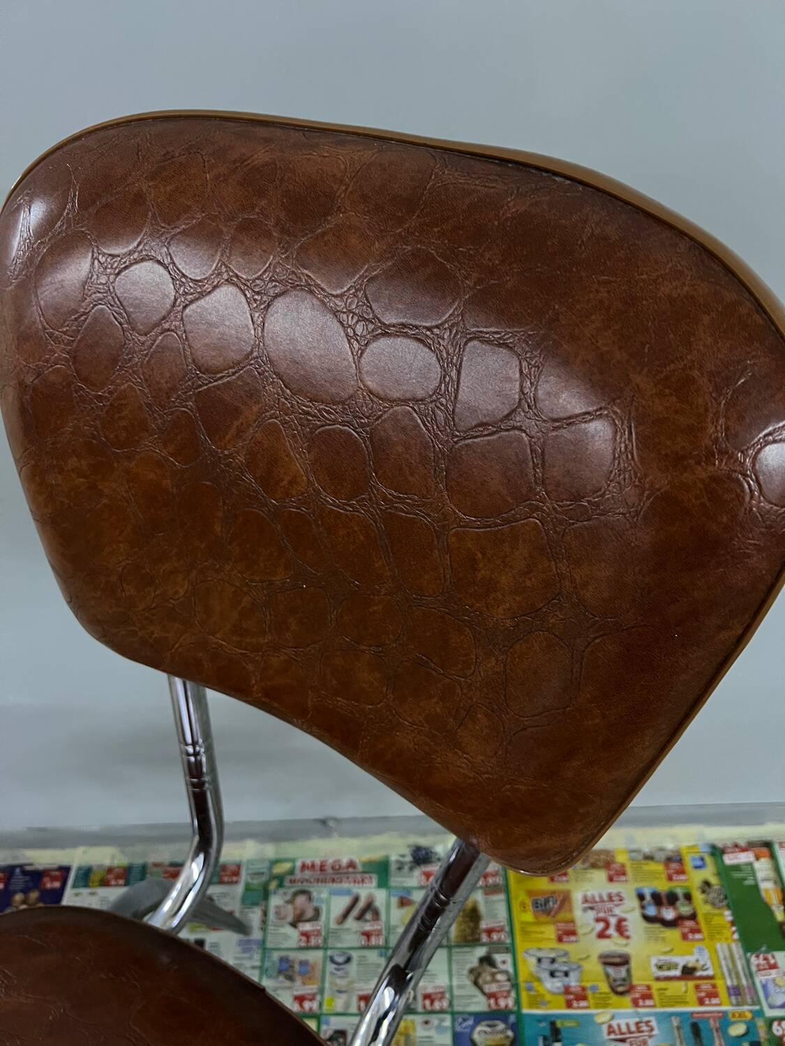 Set of 7 vintage Skaï crocro chairs from the 70s