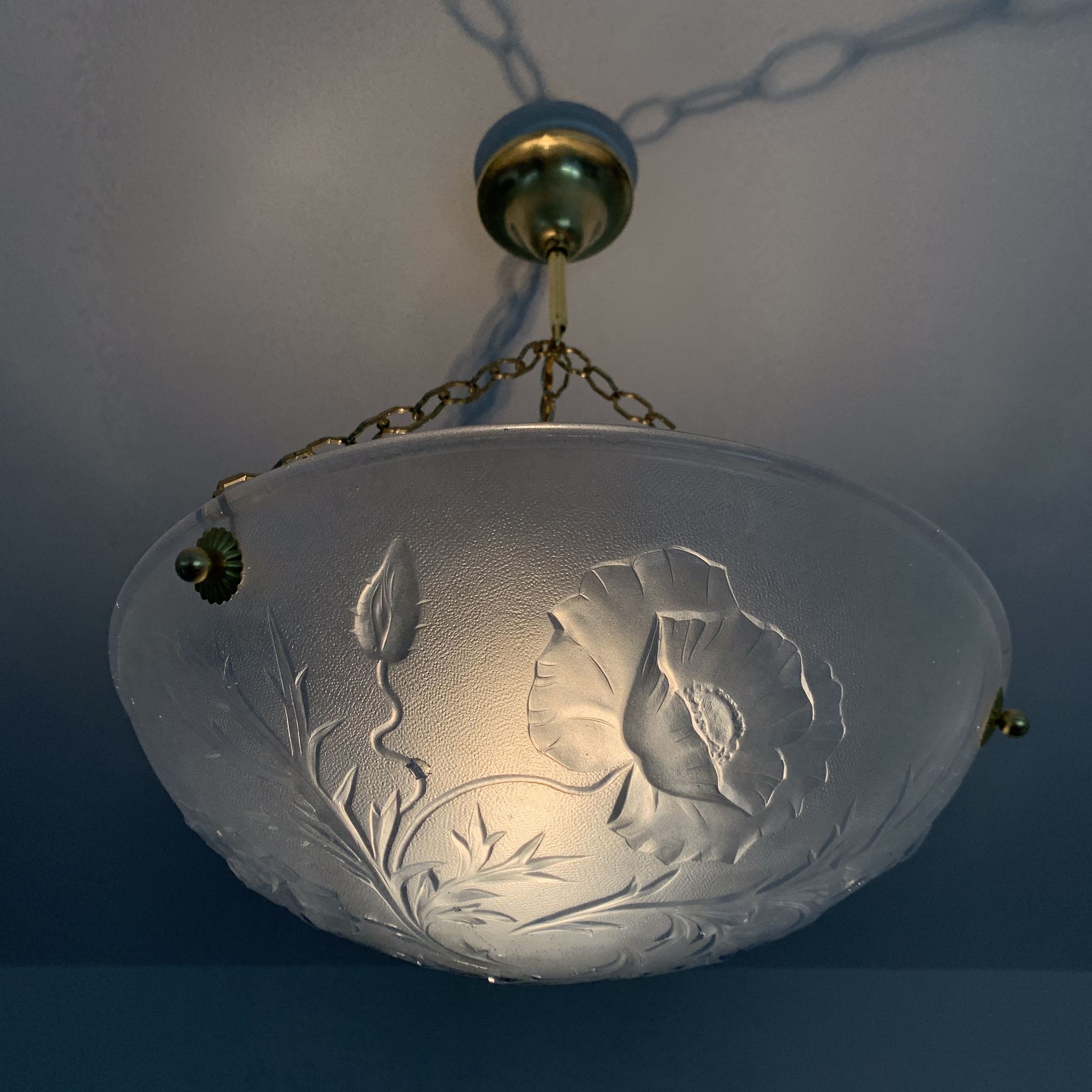 Art Deco vasque in glass pressed blue floral decoration France 1930