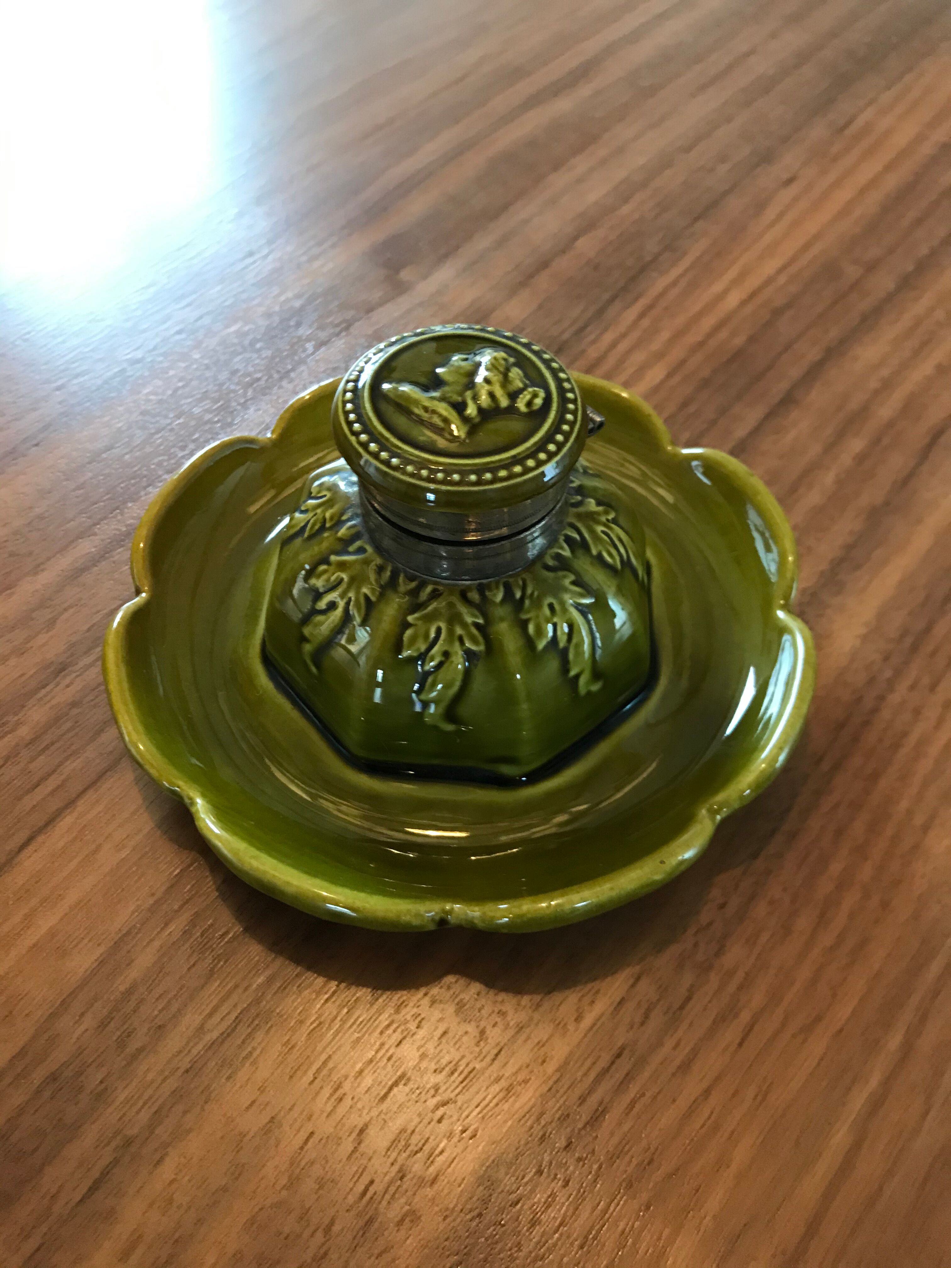 Ink Art Deco in earthenware