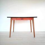 Table bois et formica