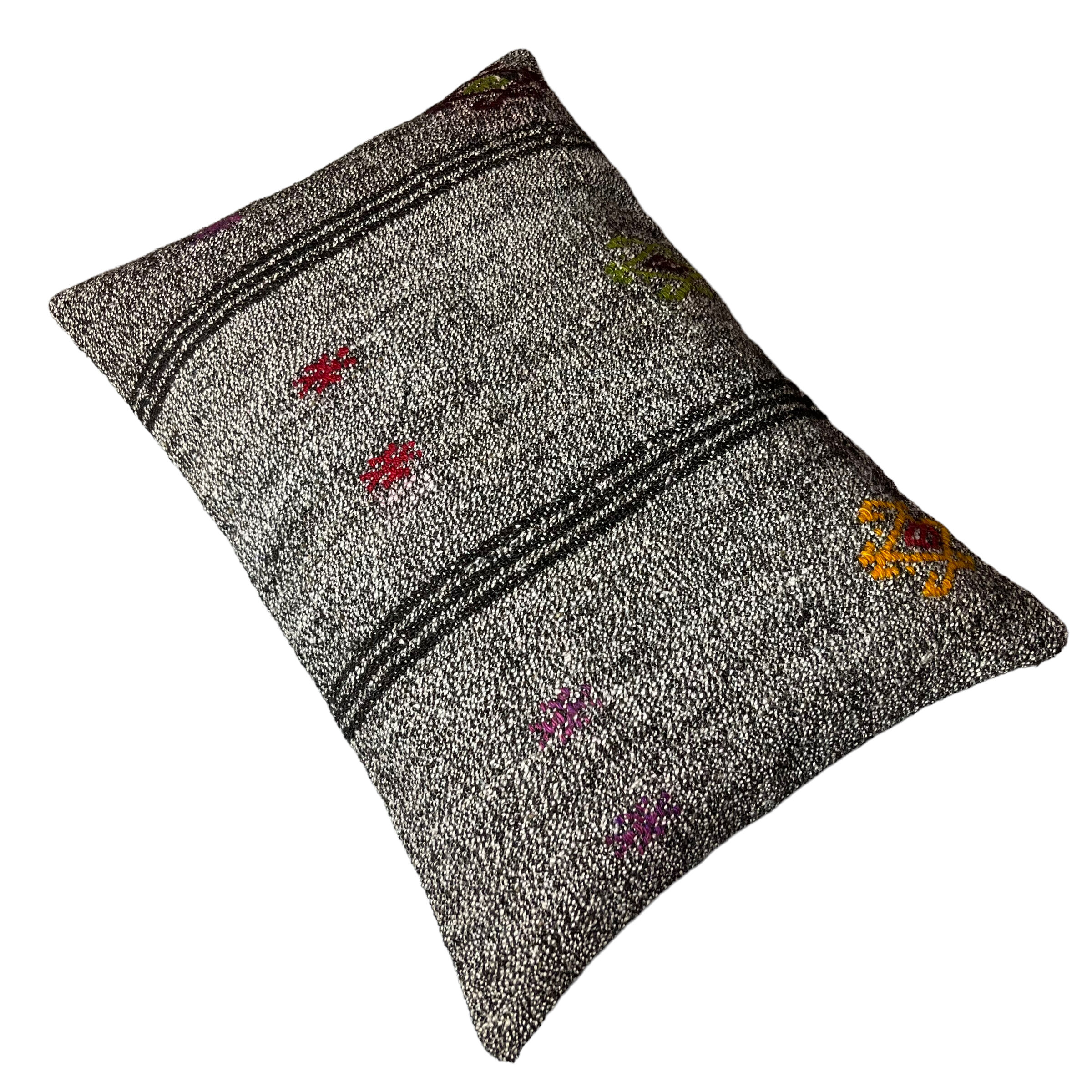 Vintage turkish handmade cushion cover 40 x 60 cm