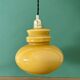 Suspension globe vintage en opaline ocre
