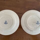 Lot de 2 assiettes en terre de fer Gien modèle Chardonnerets