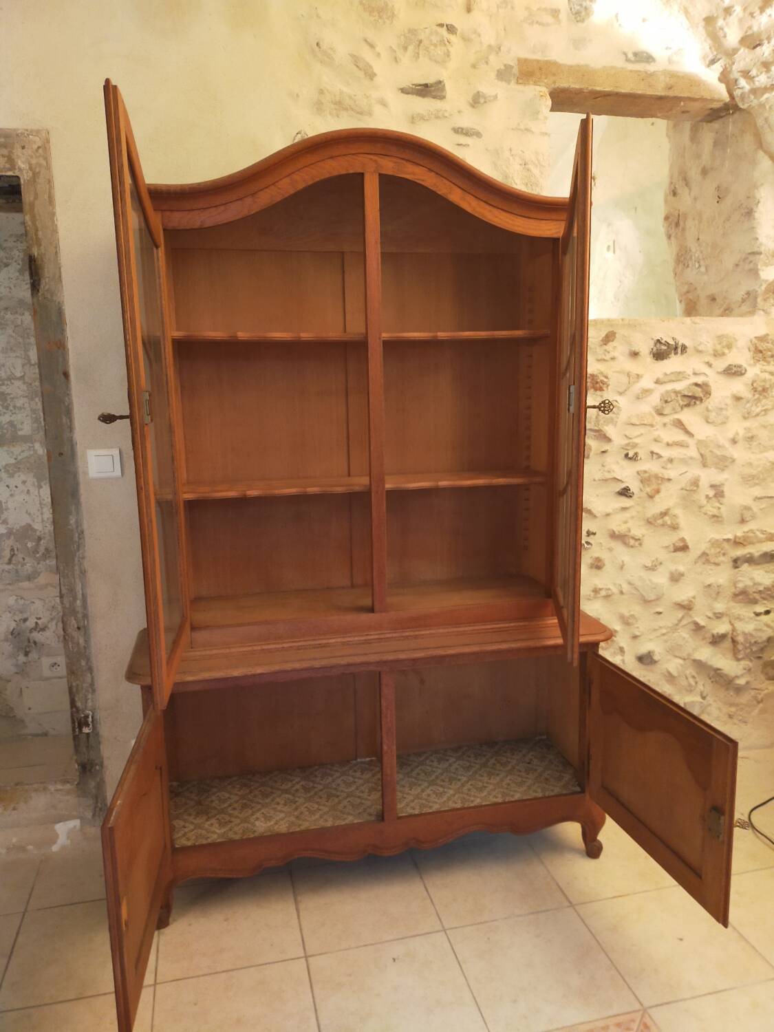 Vitrine ancienne en bois