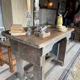 Ancien meuble établi