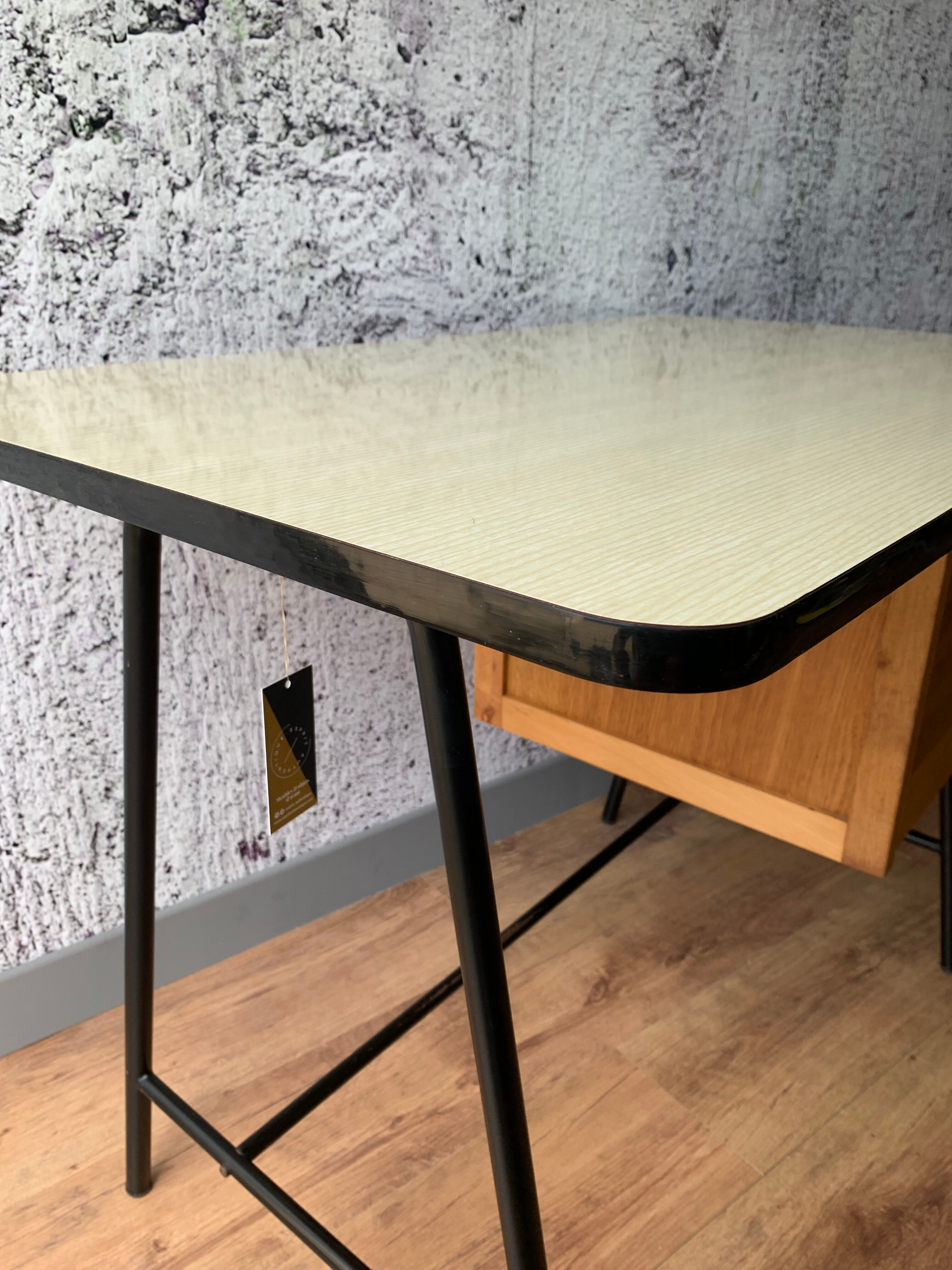 Office wood and formica