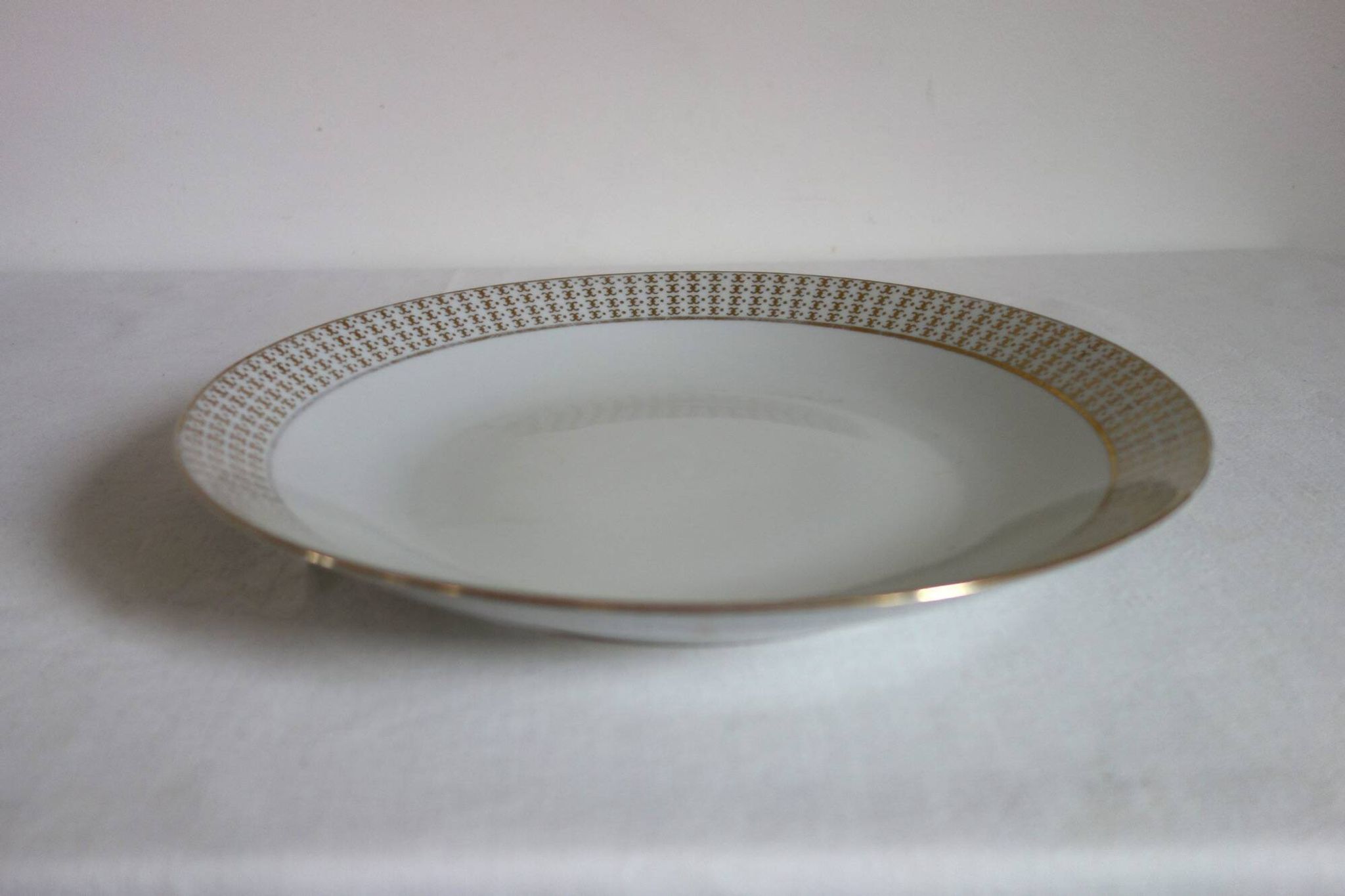 Set of 3 German Kahla Konotz porcelain serving dishes, vintage