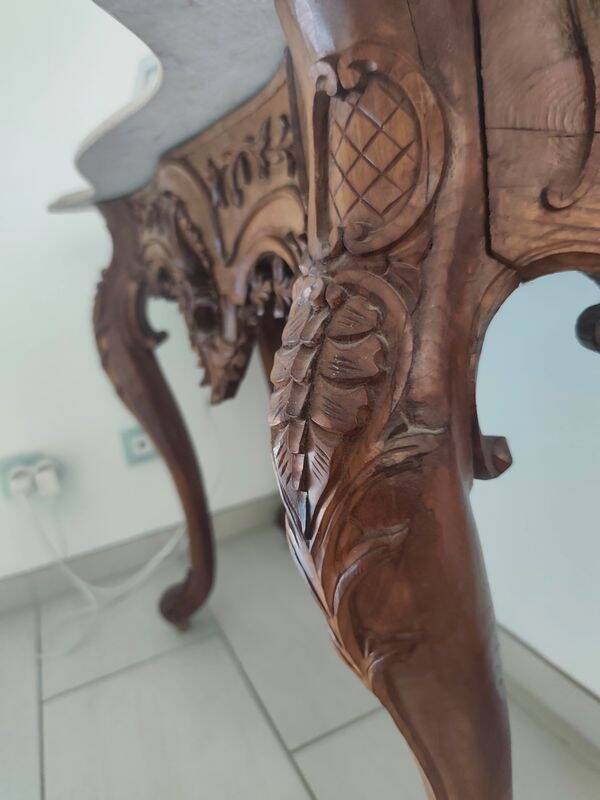 Console marbre ,sculptée artisanale
