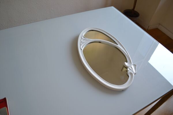 Miroir ovale style art nouveau Jugendstil en fonte de fer émaillée 49 x 29