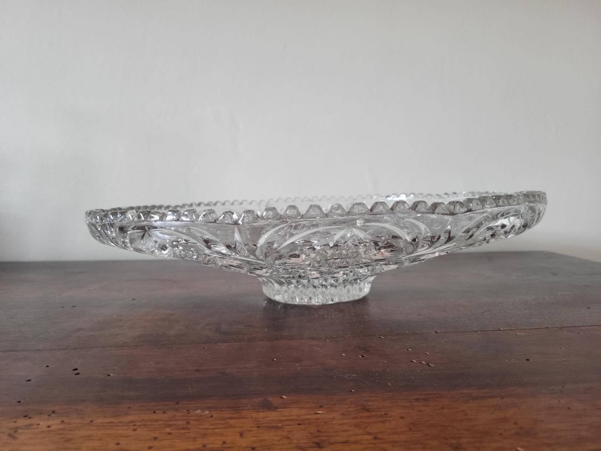 Round fruit bowl. 1950s/60s.