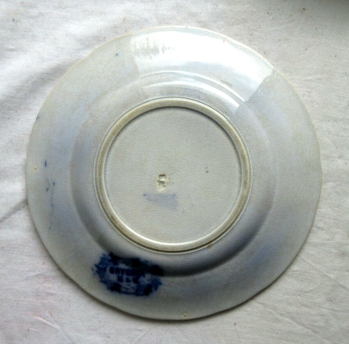 Dessert plate of Sarreguemines model BRYONIA, blue ivy décor