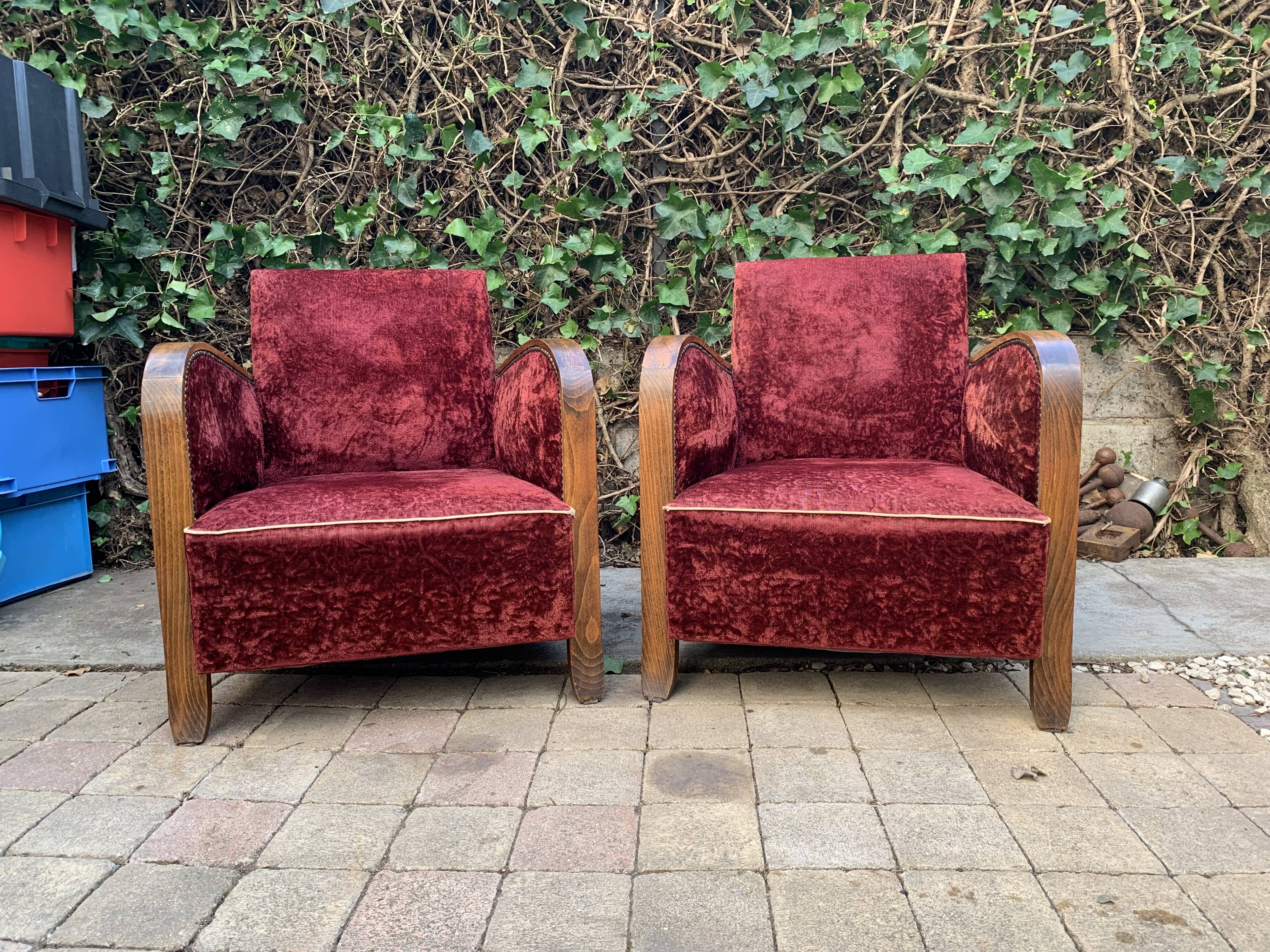 Pair of Art Deco club armchairs in burgundy red velvet, 1930s