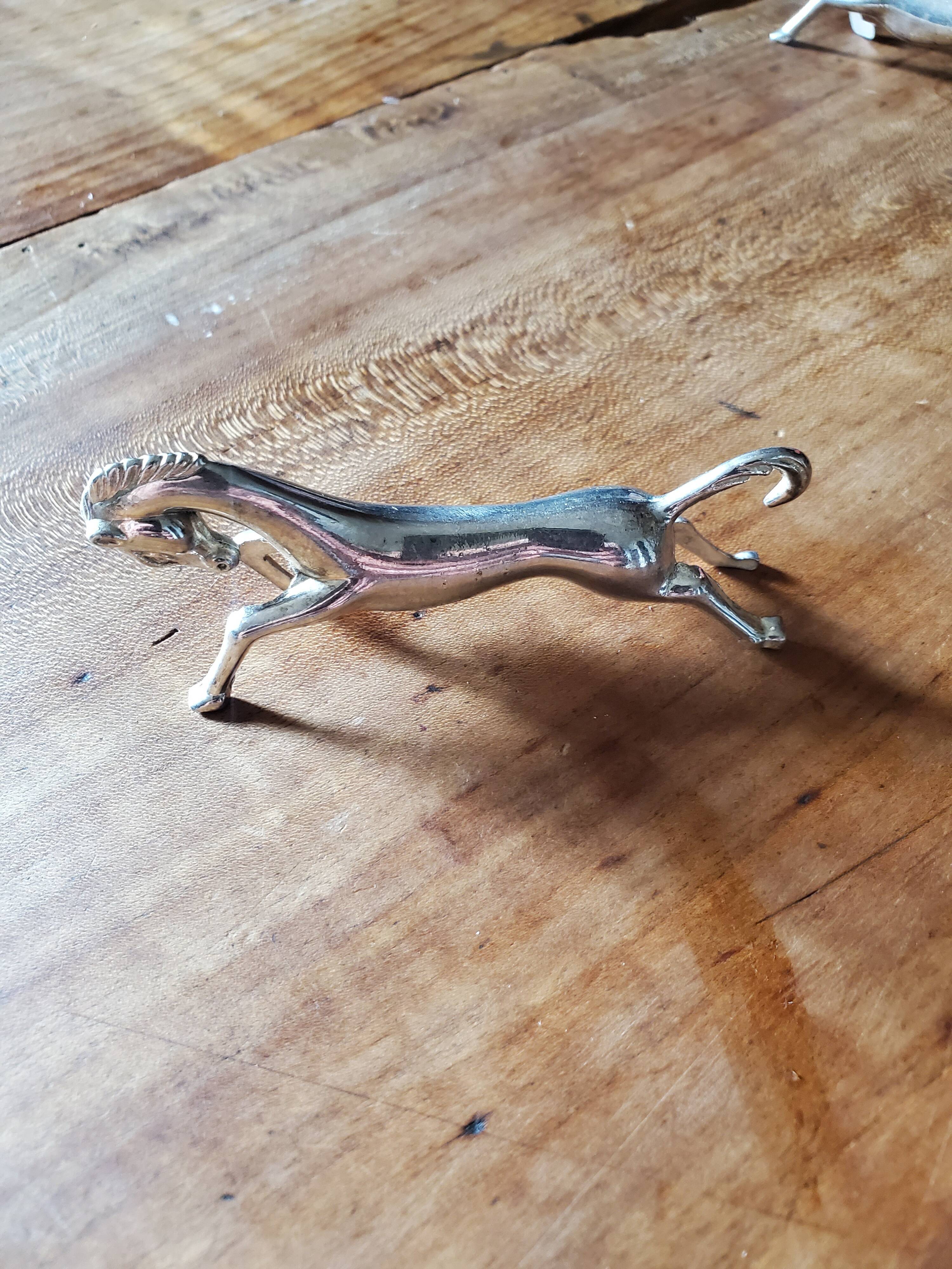 12 horse knife holders
