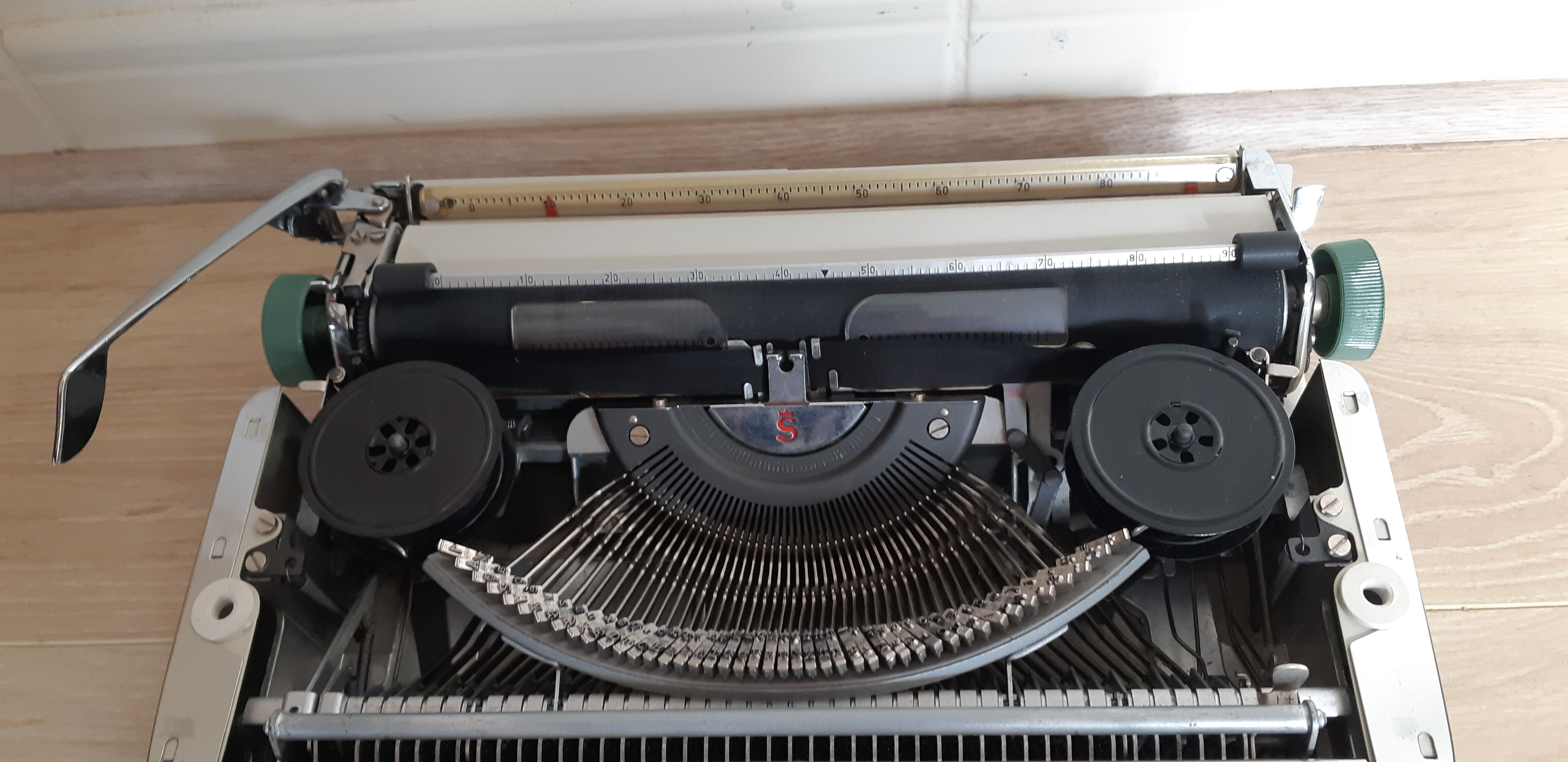 Functional Olympia Splendid 66 typewriter