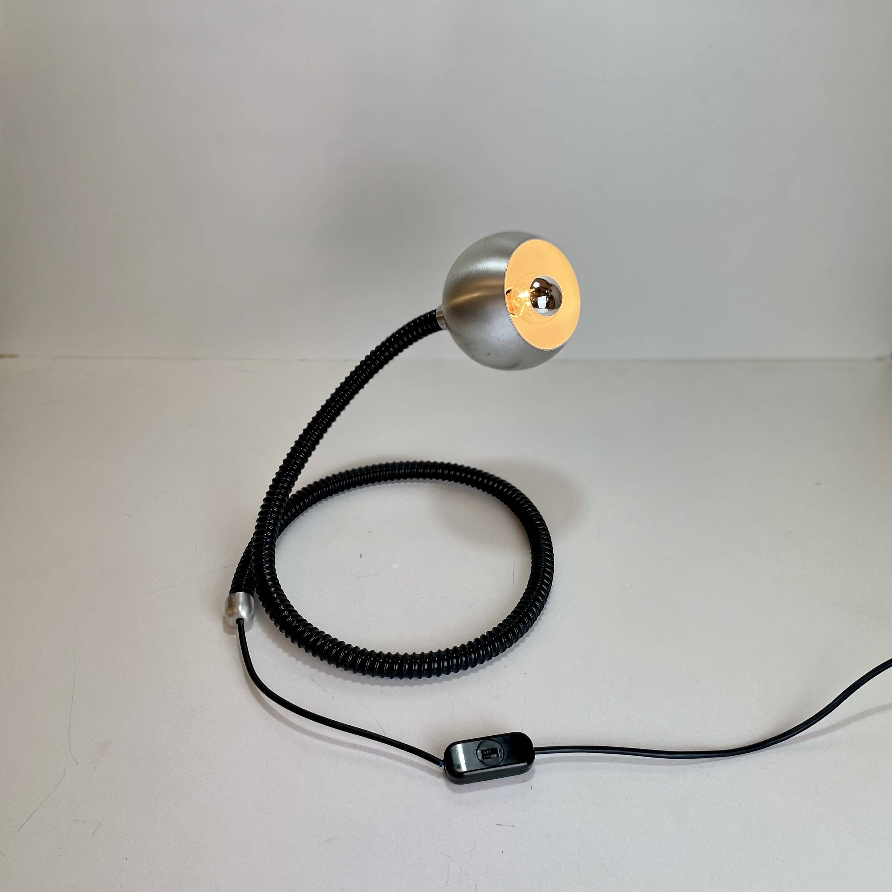 Lampe de table italienne dans le style de Hebi par Isso Hosoe pour Valenti, 1970