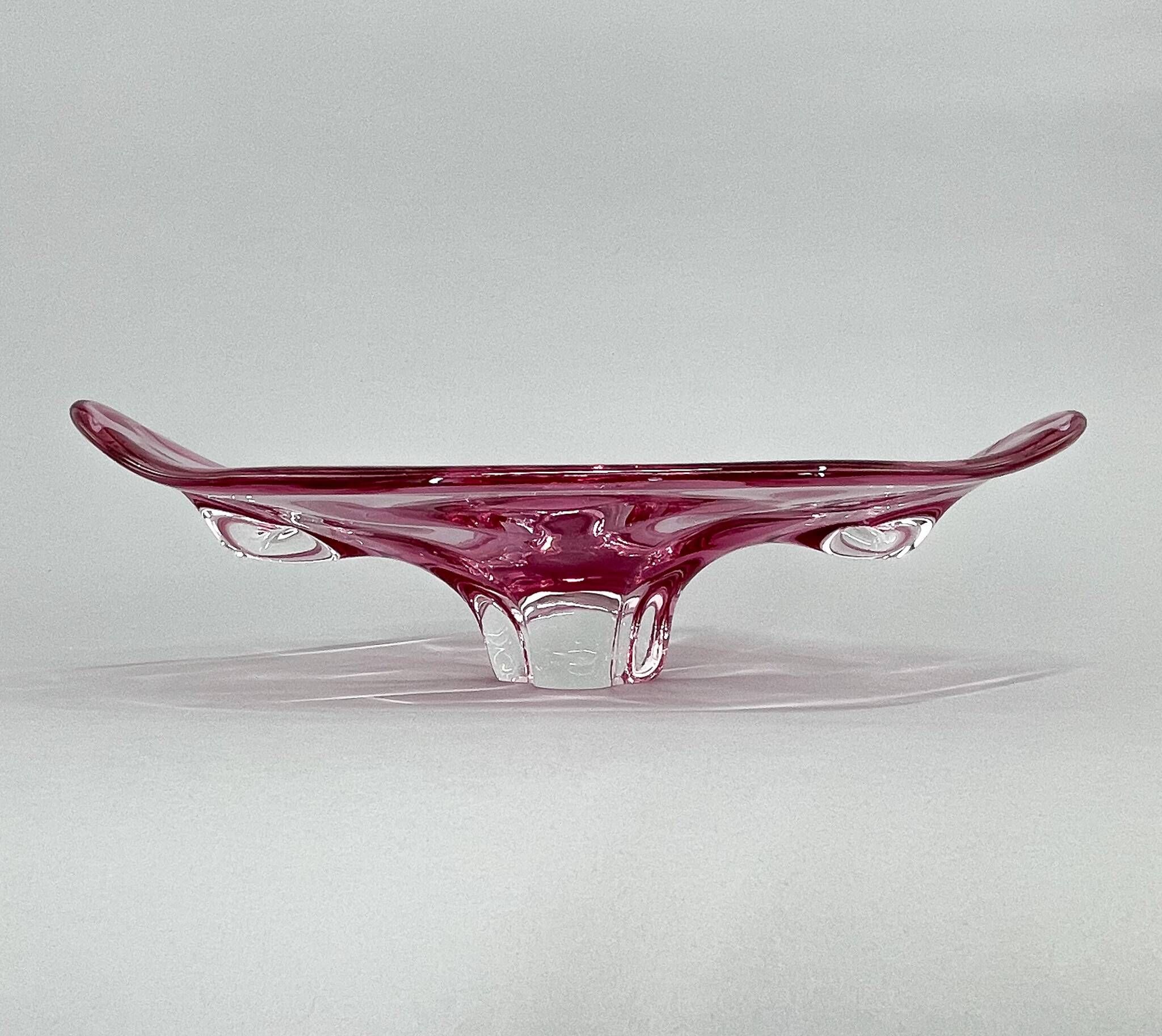 1960s Czech Art Glass Bowl by Josef Hospodka for Chribska Glassworks