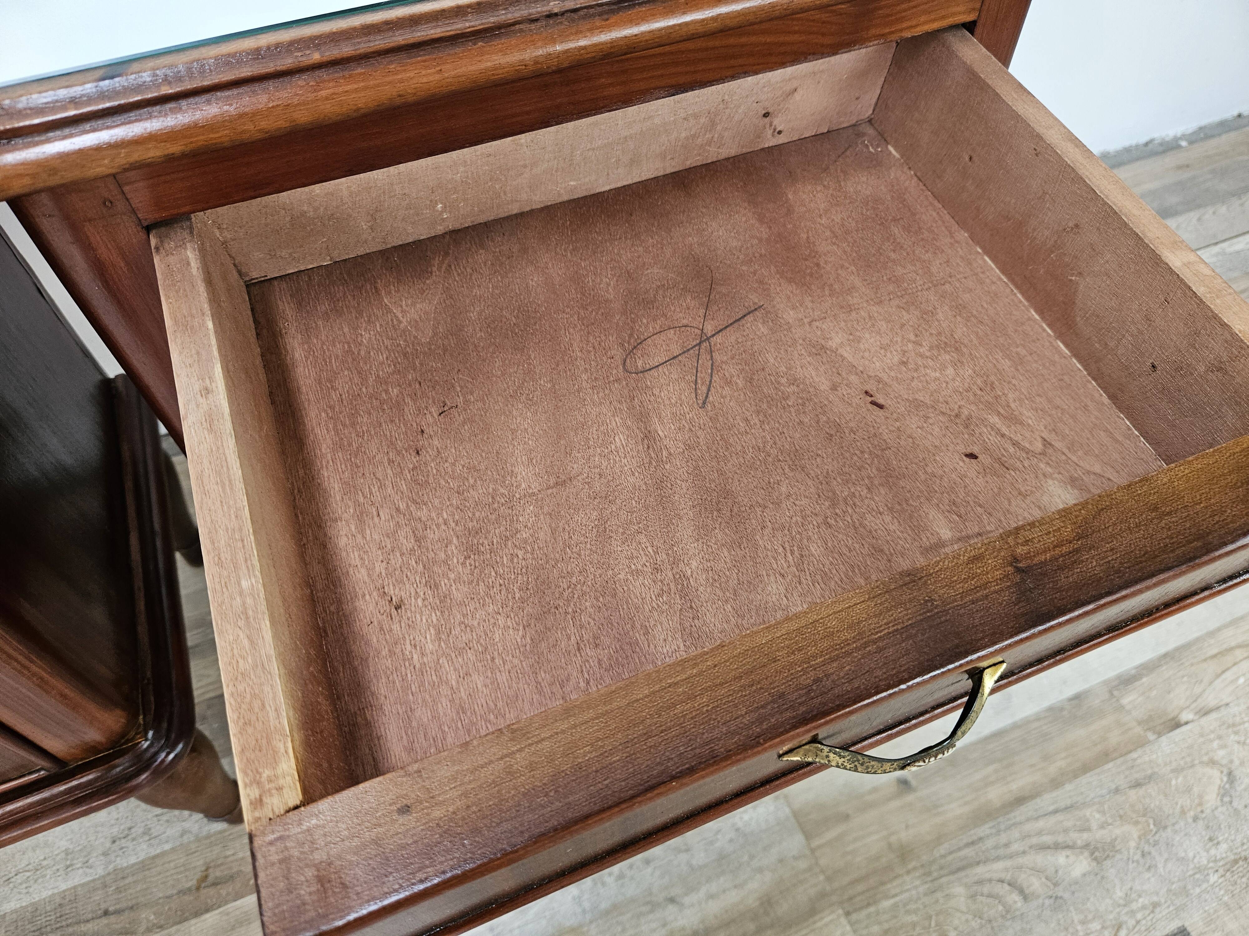 Pair of 1950s Art Decò bedside tables with mirrored top