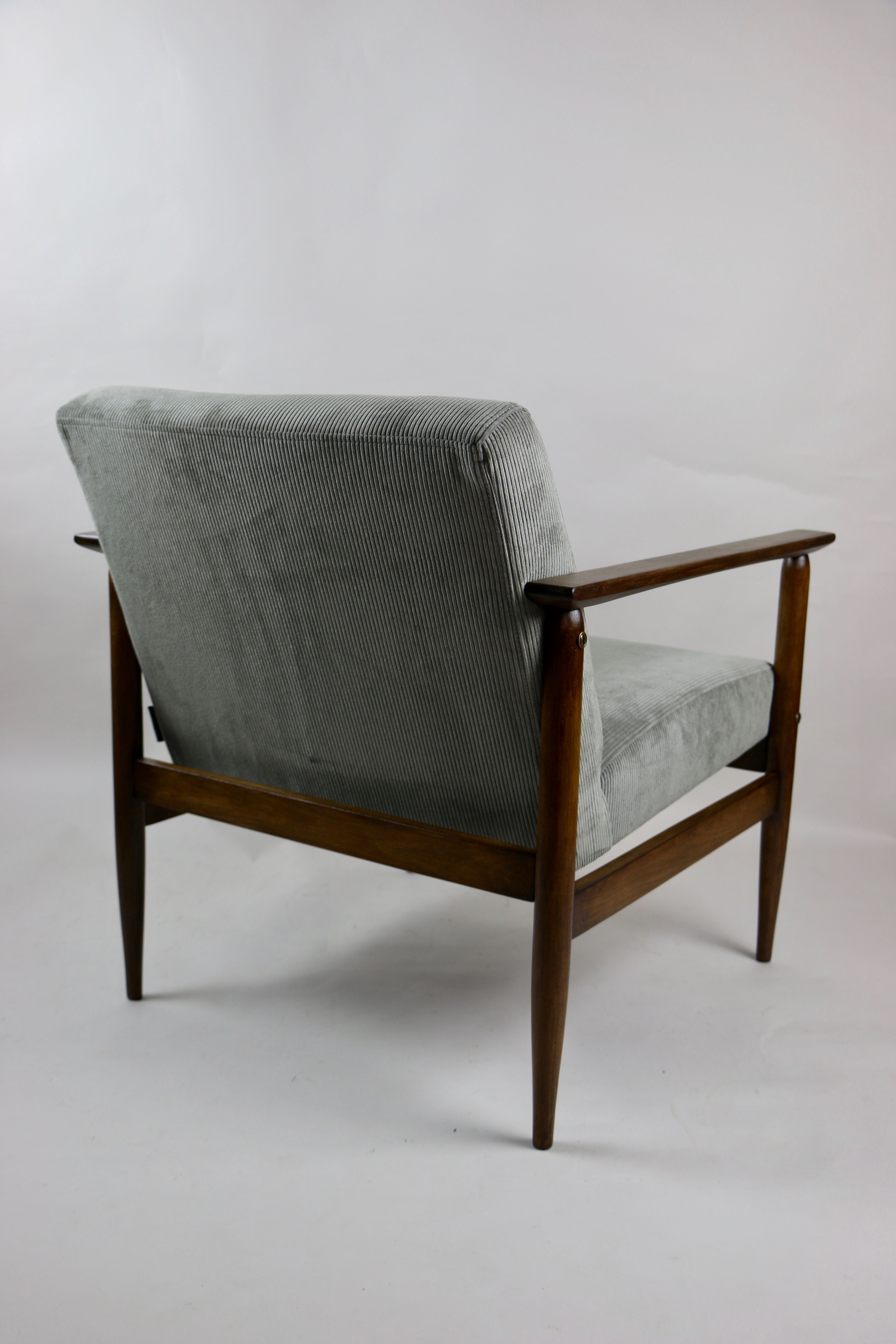 Fauteuil classique en velours côtelé, années 1970