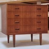Commode à tiroirs du milieu du siècle