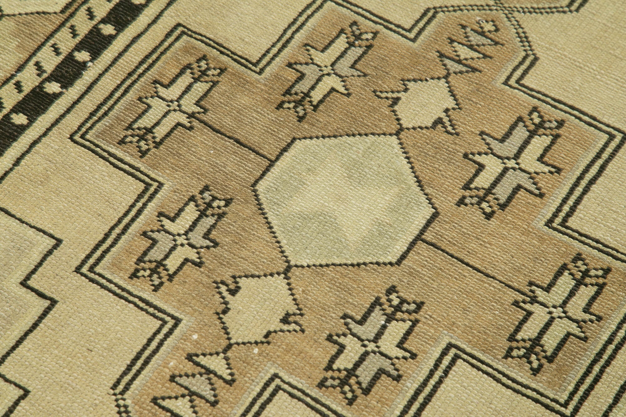 1960s handmade vintage oriental beige carpet 114 cm x 226 cm