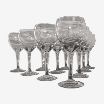 Lot de 10 verres à vin rouge “ballon” à pied en cristal des années 40-50