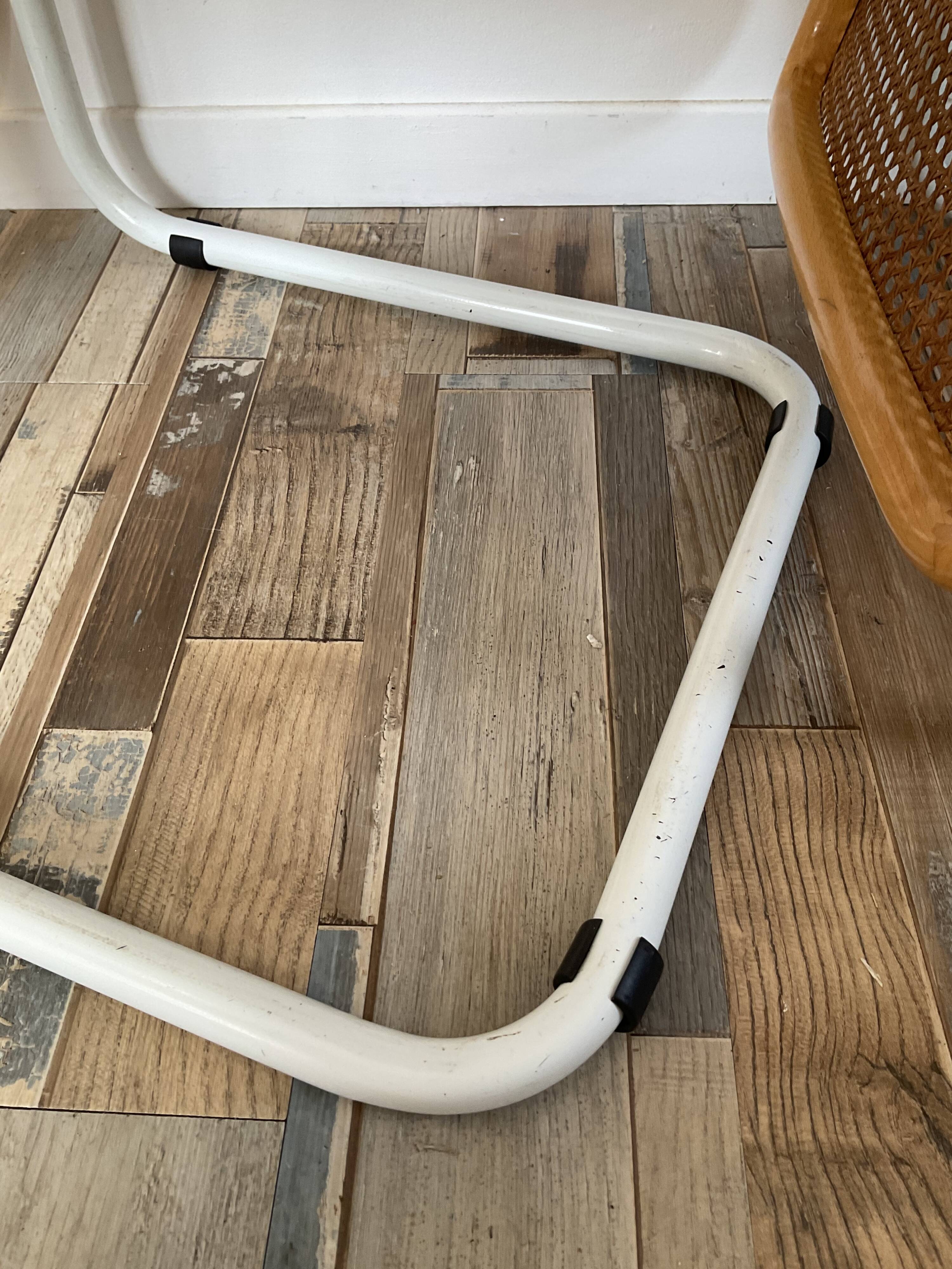 Serie Of 4 Chairs Marcel Breuer Cesca B32