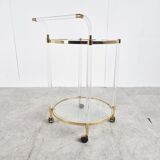 Chariot à boissons en laiton et lucite, années 1970