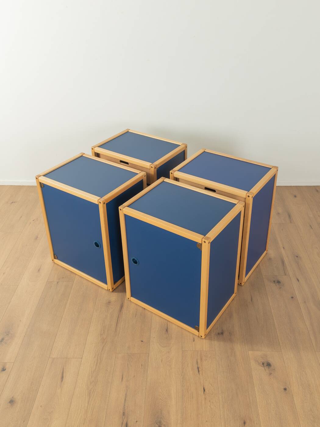 4x commodes Flötotto