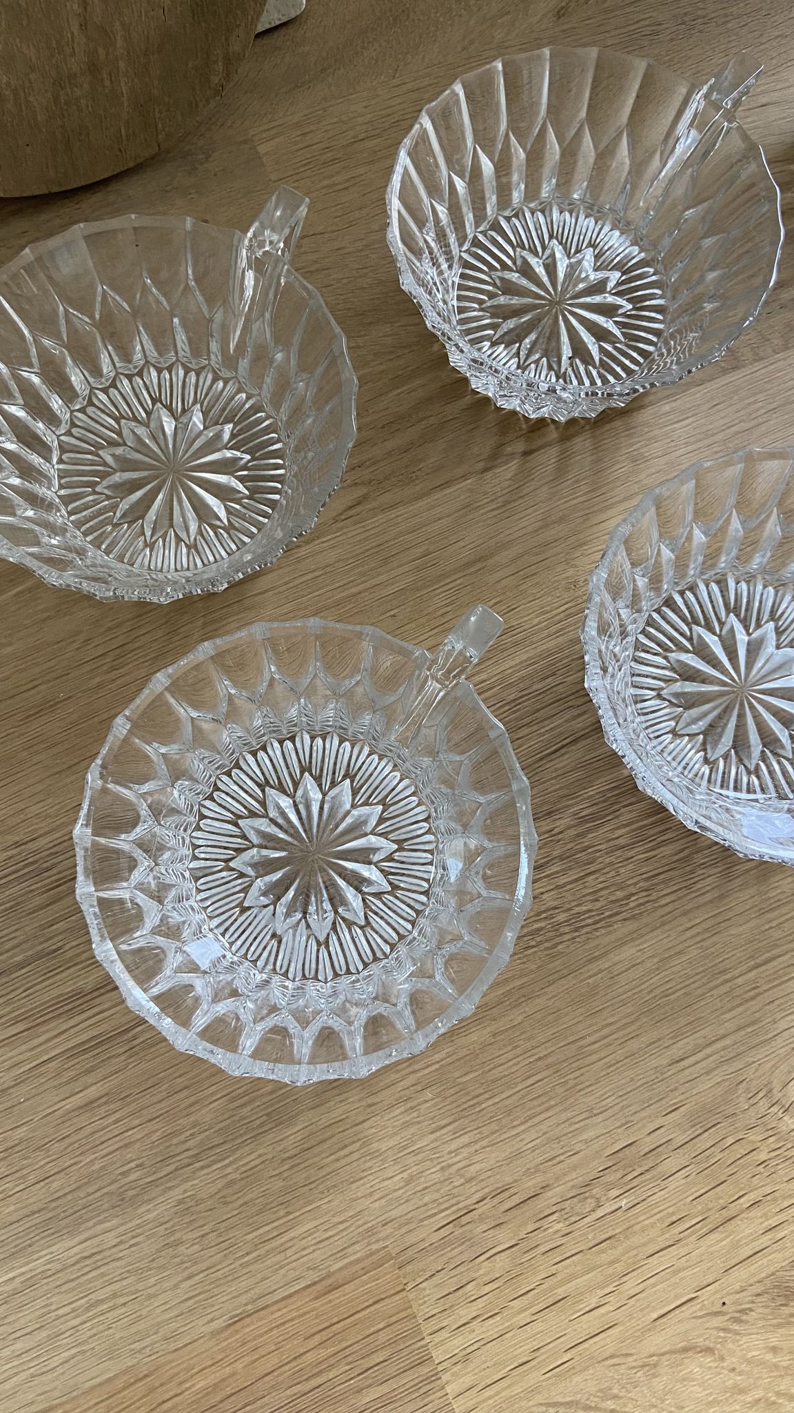 Christmas Pop-up 2022 - Set of 6 Vintage Glass Coffee/Tea Cups