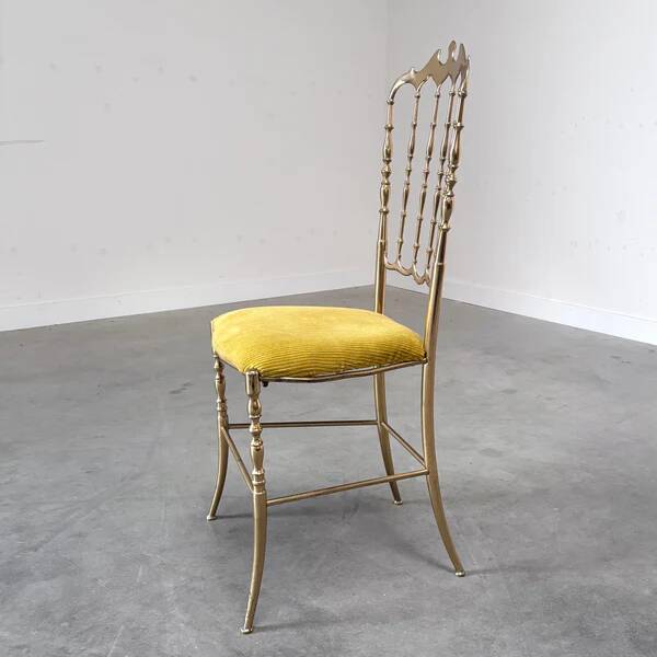 Chaise de salle à manger en laiton italienne par Chiavari, années 1970.