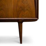 Danish buffet in rosewood, model no. 18, made in Oman by Jun Mobelfabrik, 1960s.