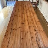 Farm table