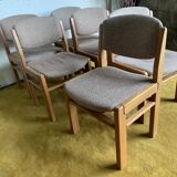 Set of 6 chairs and 1 round table