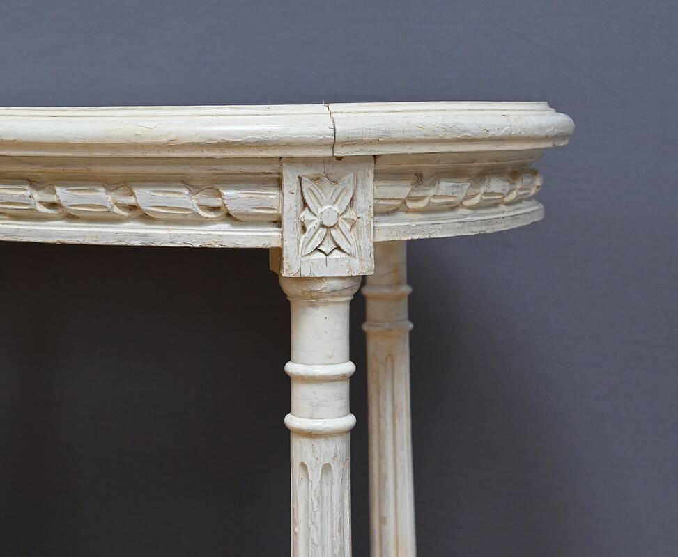 Painted wooden piano bench, Louis XVI style – Late 19th century