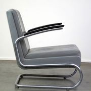 Vintage grey cow leather bauhaus design armchair by Ahrend de Cirkel