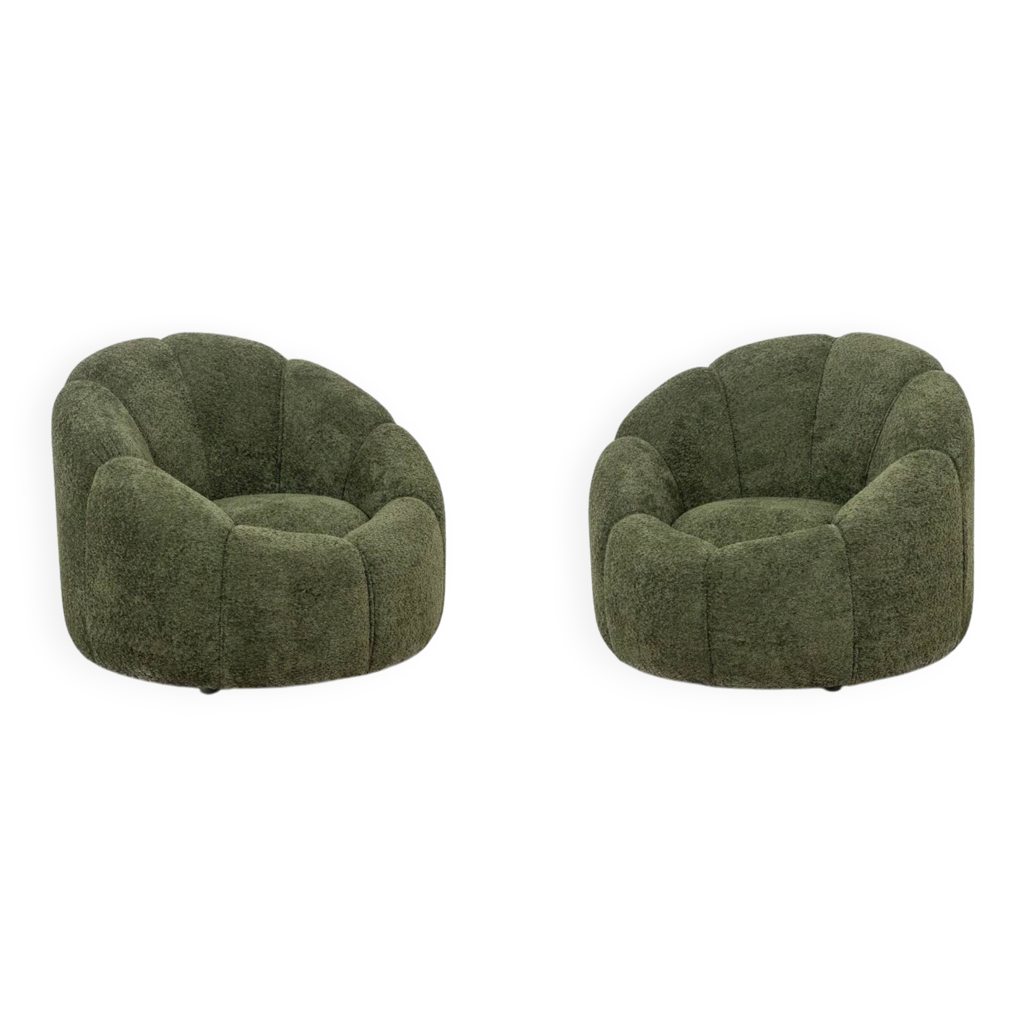 Pair of armchairs in bouclette fabric. Contemporary.