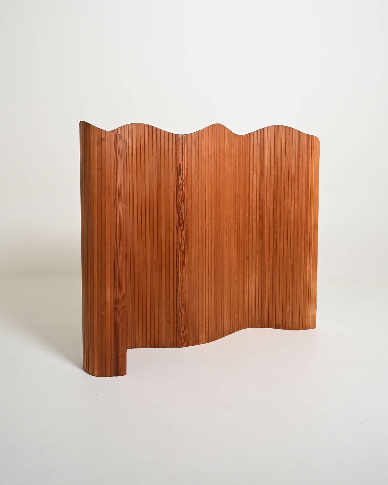 French tamboured screen Jomain Baumann, 1950s