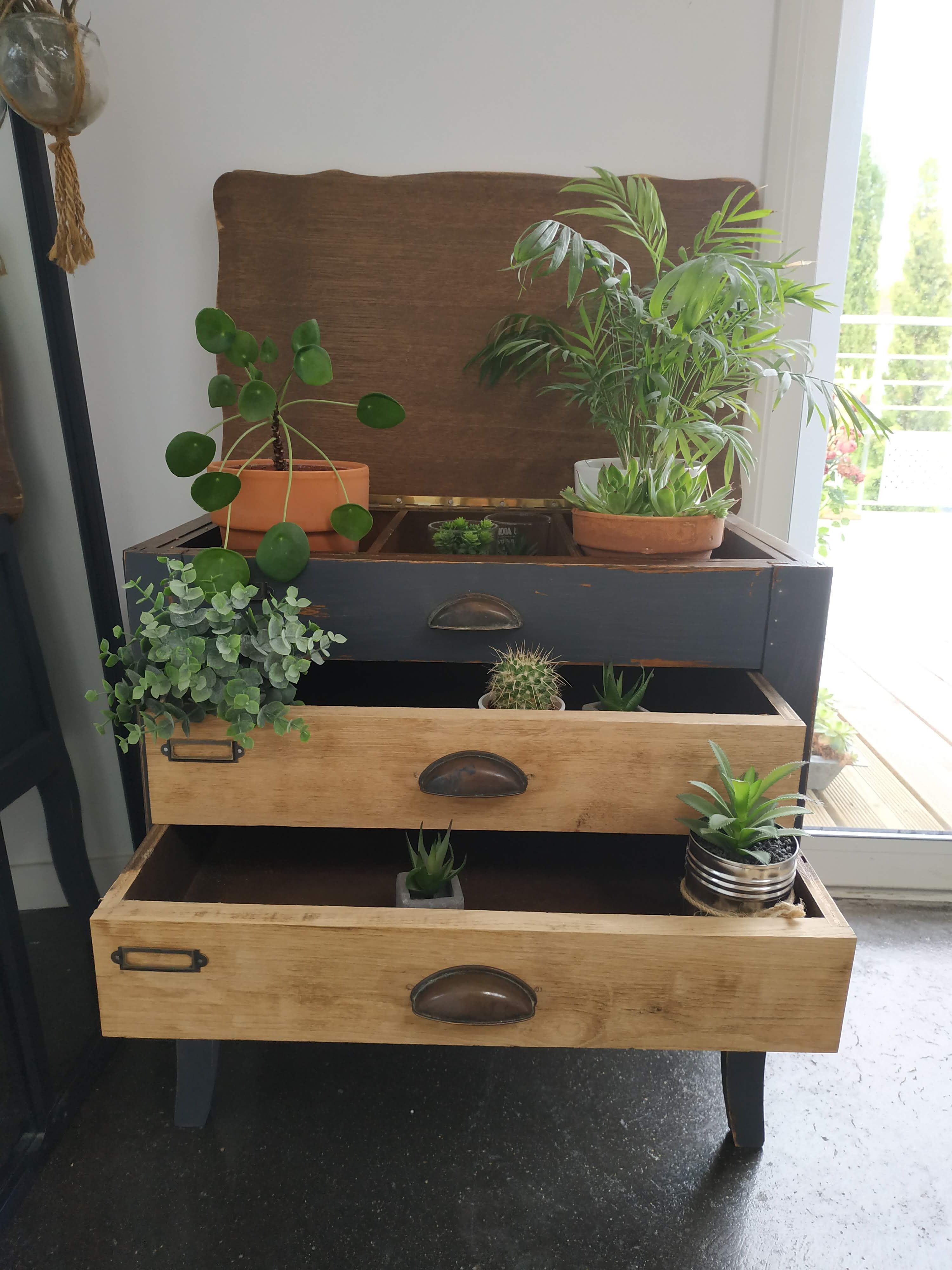 Vintage sewing baskte