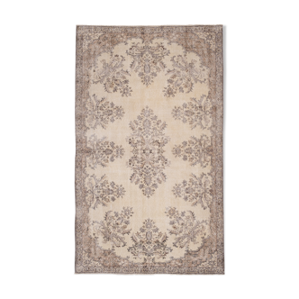 Handknotted Turkish Oushak Rug 5'7" X 9'3"