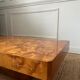 Table basse loupe d’orme Rochebobois années 1970