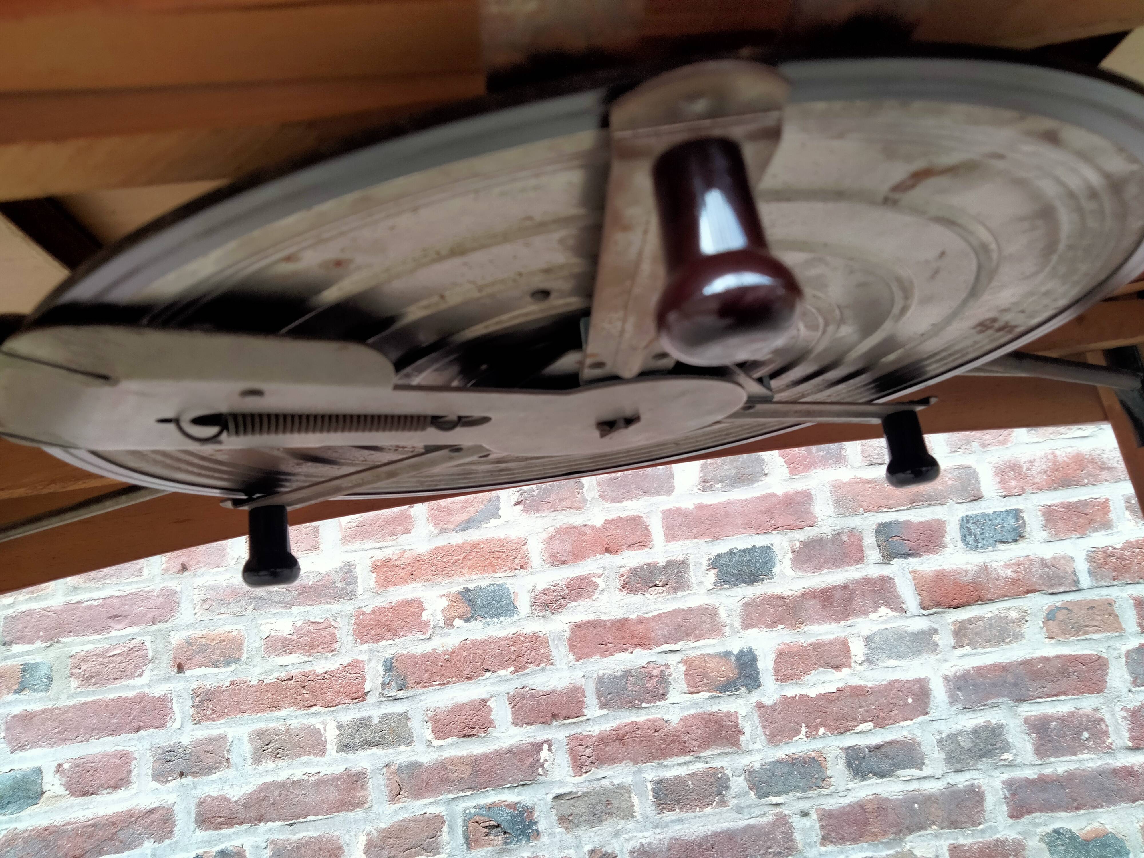 Extendable table with extensions old vintage compass legs design XXeme