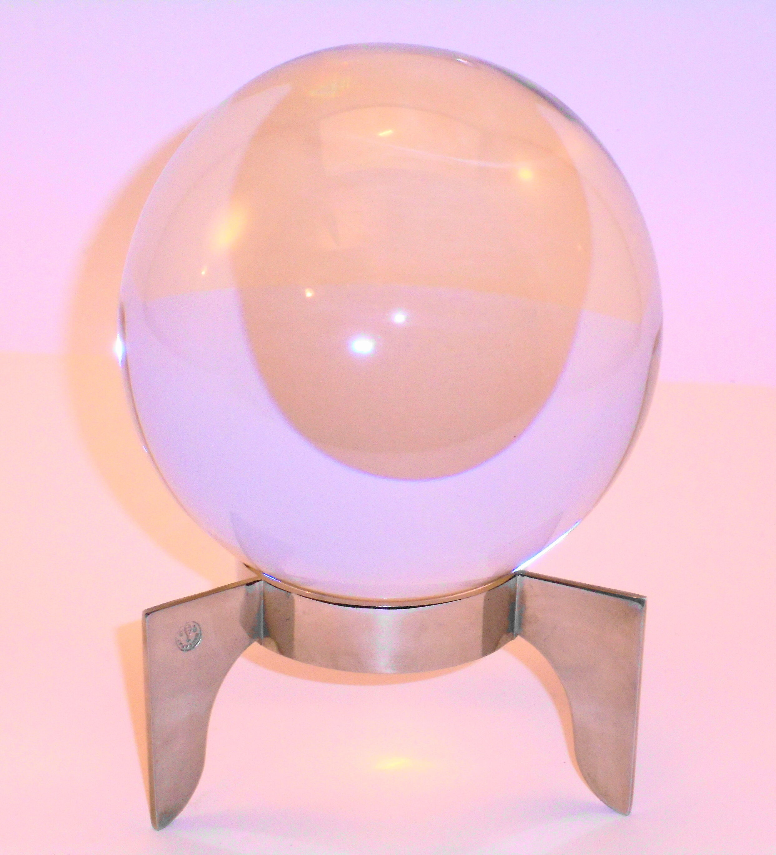 Boule de cristal modele Sirius signée Baccarat